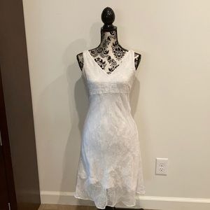 AnnTaylor White flower pattern dress Sz 6P